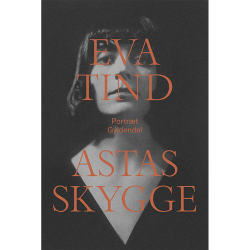 Astas skygge - portræt - Hæftet