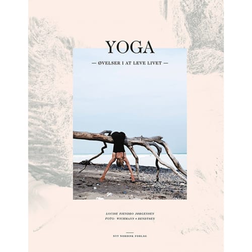Yoga - øvelser i at leve livet - Indbundet